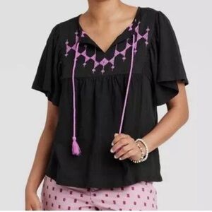 NWT Knox Rose Flutter Sleeve Embroidered Tie Neck Blouse Sz M